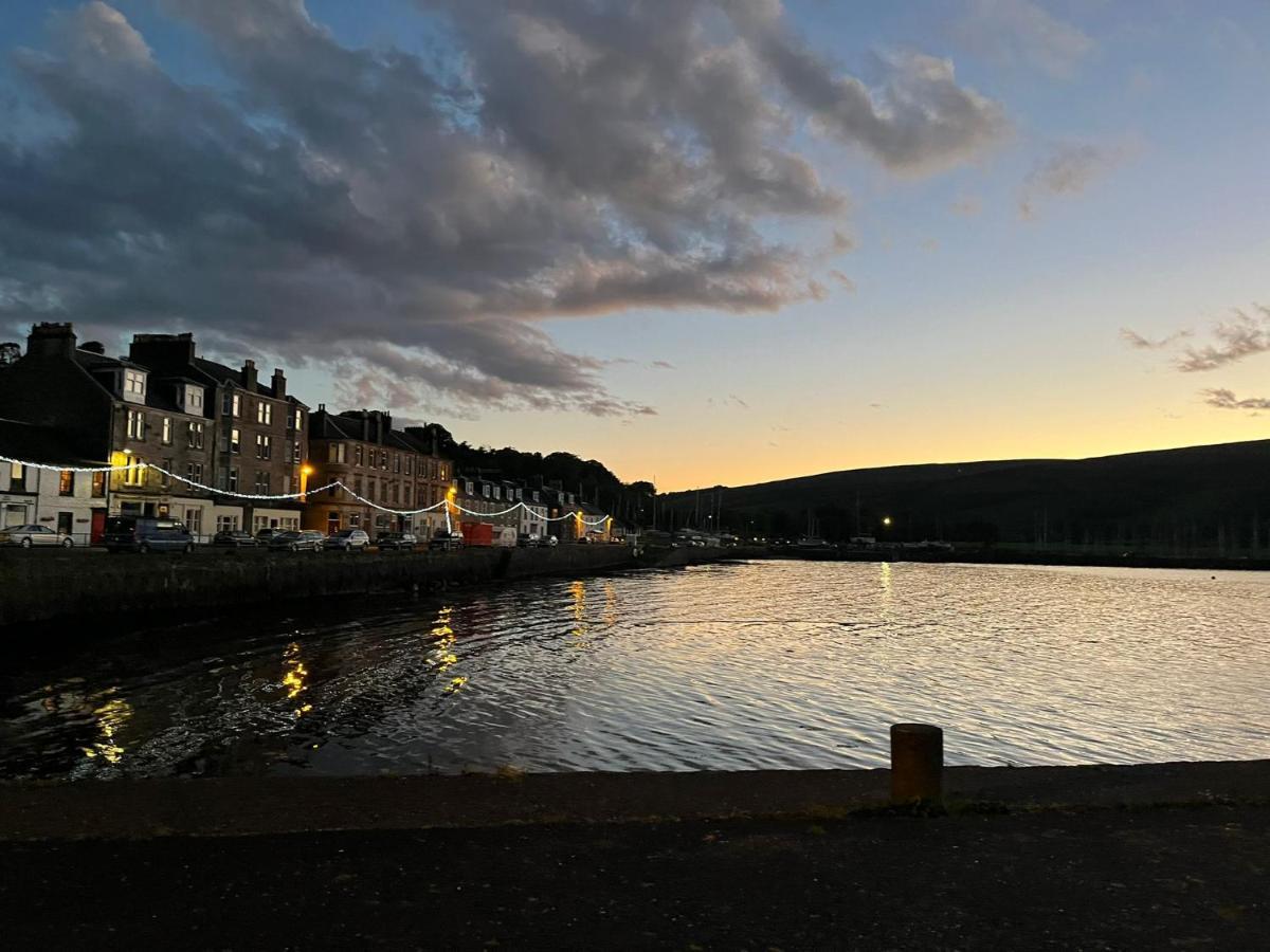 Beautiful Upper Apartment/stunning Sea Views, Isle Of Bute Appartement *