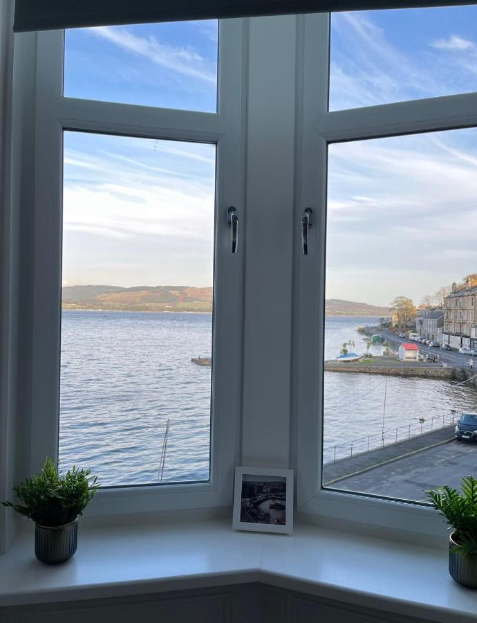 Beautiful Upper Apartment/stunning Sea Views, Isle Of Bute Appartement *
