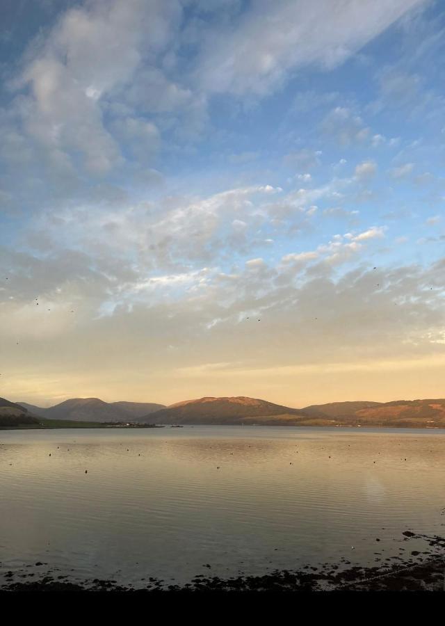 Beautiful Upper Apartment/stunning Sea Views, Isle Of Bute Appartement Port Bannatyne