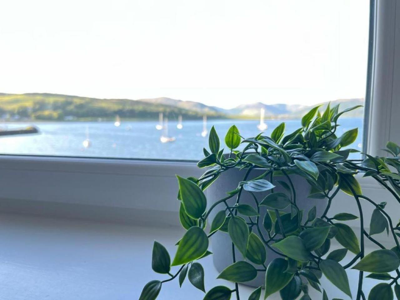 Beautiful Upper Apartment/stunning Sea Views, Isle Of Bute Port Bannatyne
